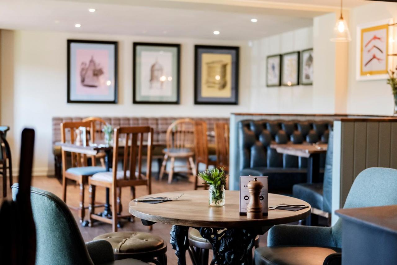 The Bower Inn Bridgwater Extérieur photo The interior of the restaurant