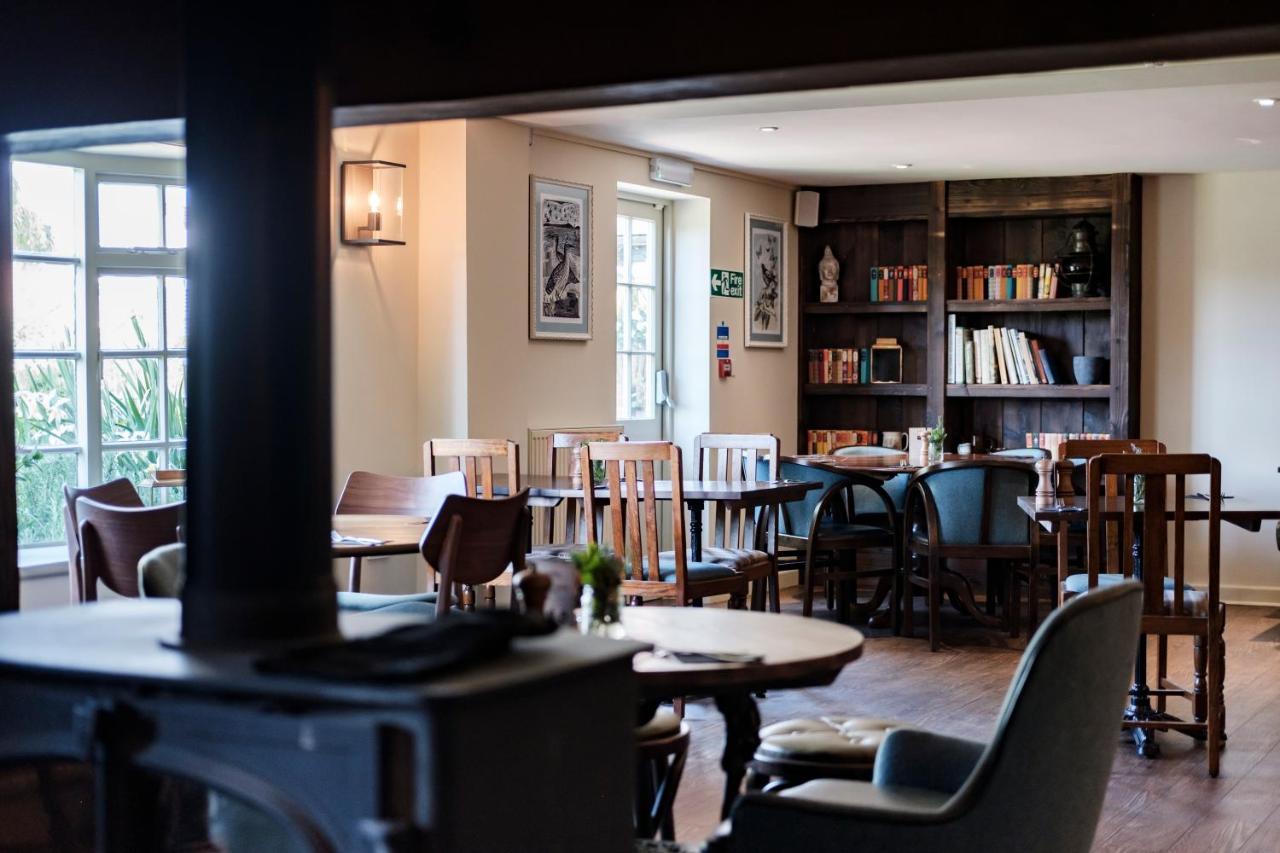The Bower Inn Bridgwater Extérieur photo The interior of the restaurant